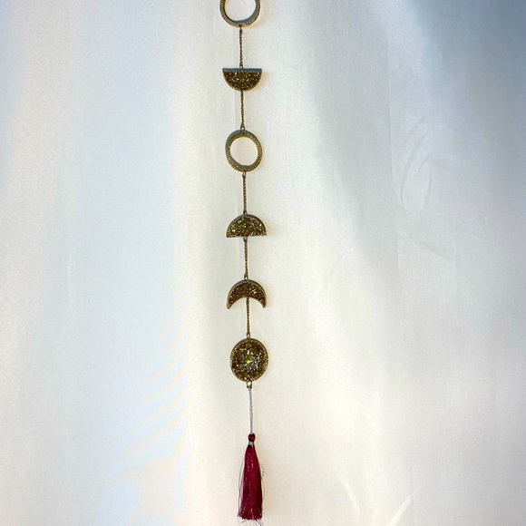 Decorative Chain Wall Room Accent in gold purple colors - Picture 6 of 11